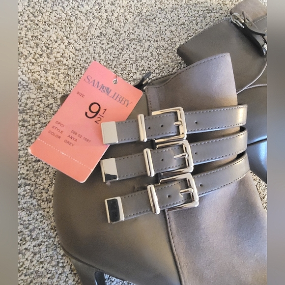 Sam & Libby Gray Woman's Ankle Boots, Size 9.5 - Picture 9 of 14
